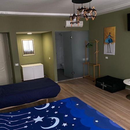 Driti Central Hotel Tirana Buitenkant foto