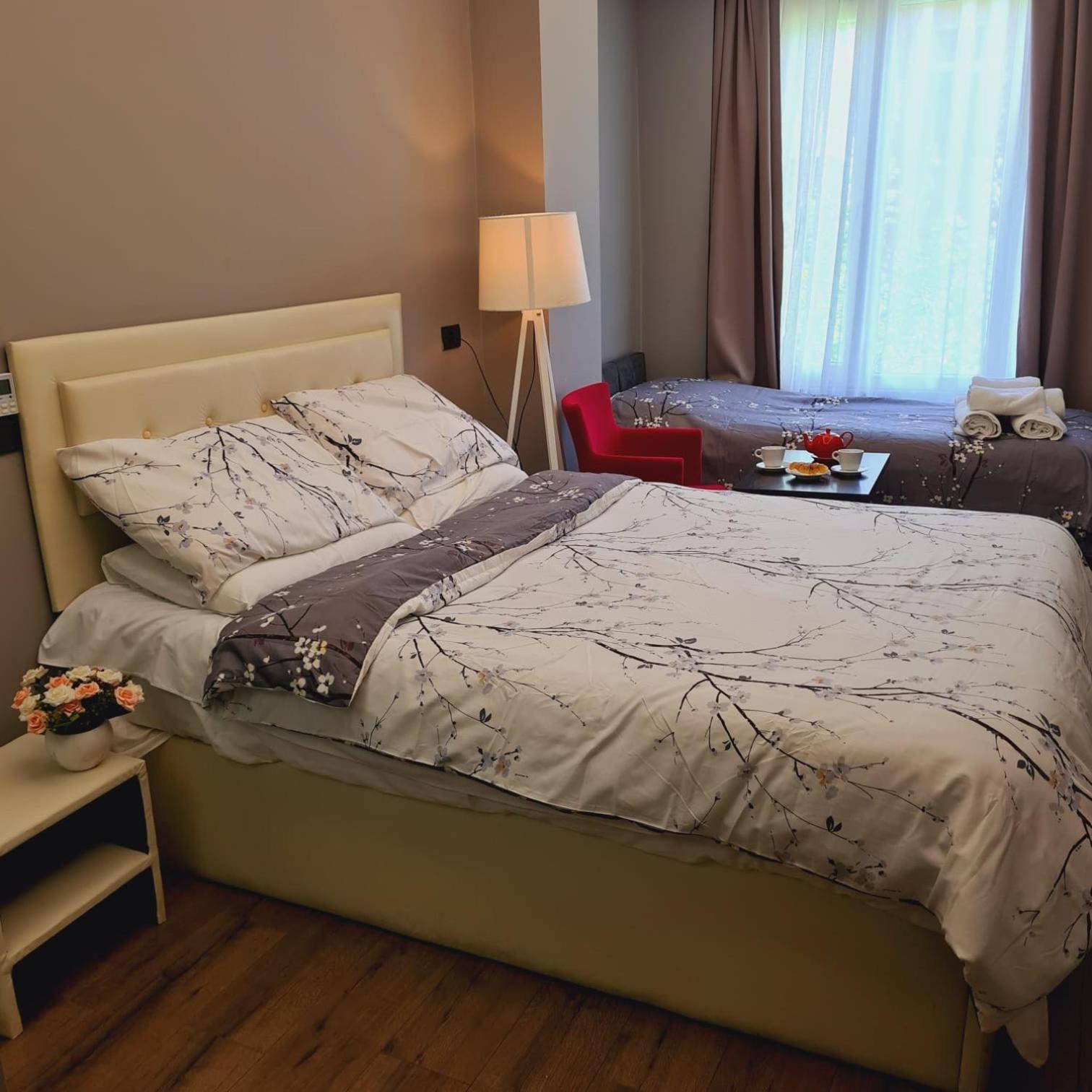 Driti Central Hotel Tirana Buitenkant foto